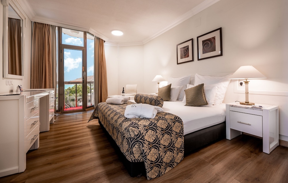 Premier Room, Lake View photo 2