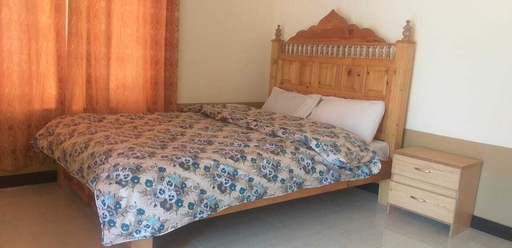 Standard Double Room - Photo 4