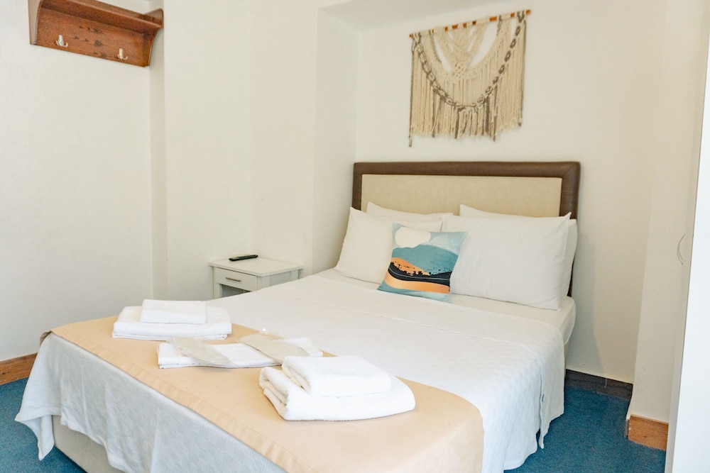 Classic Double Room, 1 Double Bed photo 3