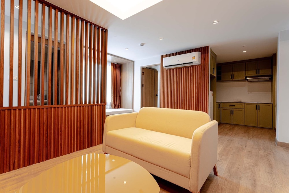 Two Bedroom Suite - Photo 5