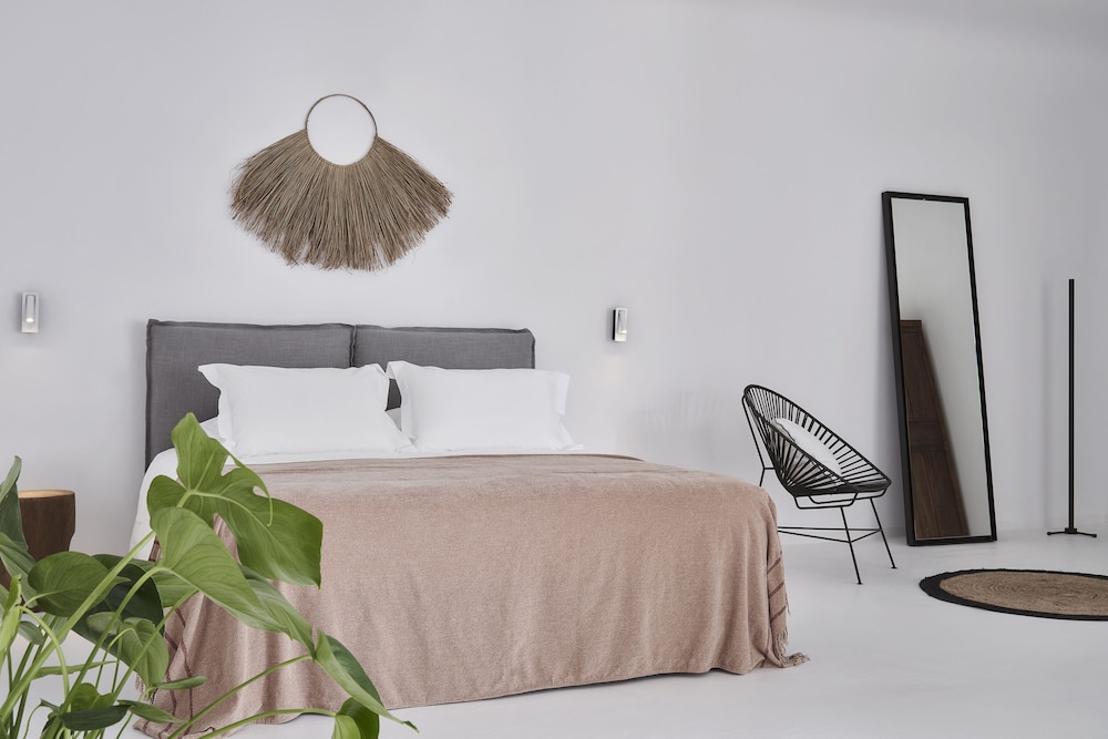 Bohemian Two Bedroom Sea View House