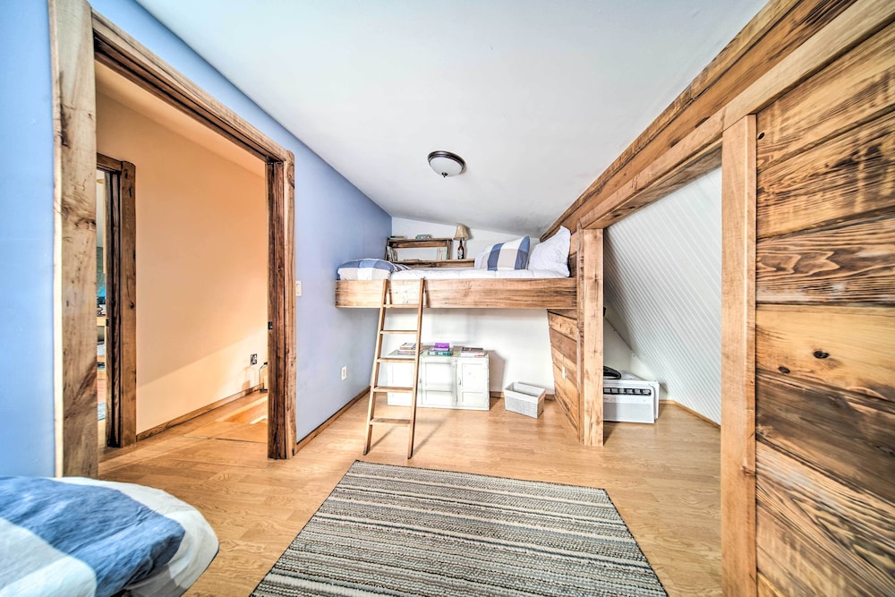House (4 Bedrooms) photo 2