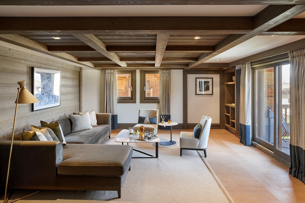 Four-Bedroom Deluxe Residence photo 2