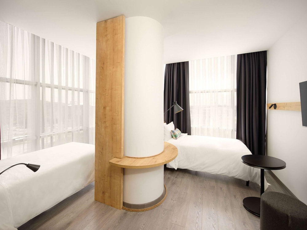 Superior Room, 2 Twin Beds - Photo 5