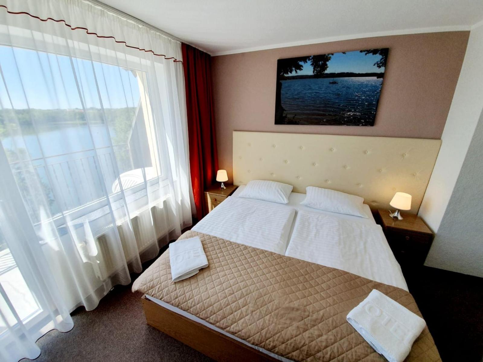 Double Room with Lake View photo 1