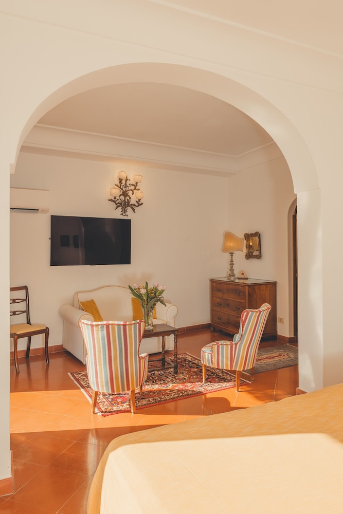 Junior Suite, Balcony, Sea View - Photo 10
