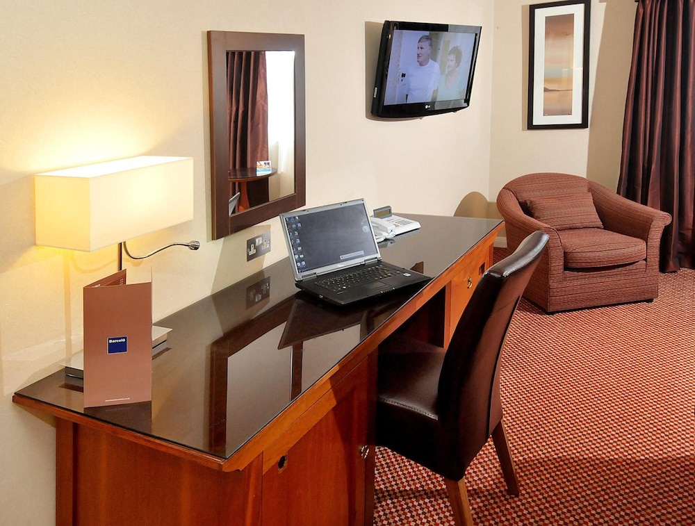 Standard King Room - Photo 3