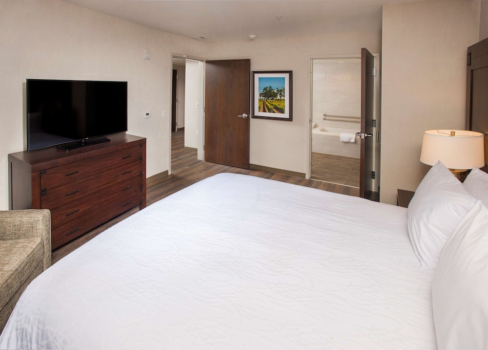 Suite, 1 Bedroom, Non Smoking photo 3