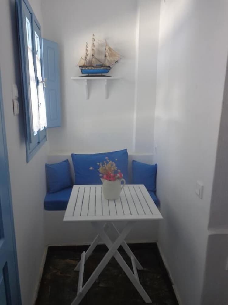 Junior Apartment - Photo 3