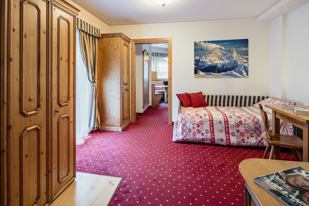 Family Suite, 2 Bedrooms photo 3