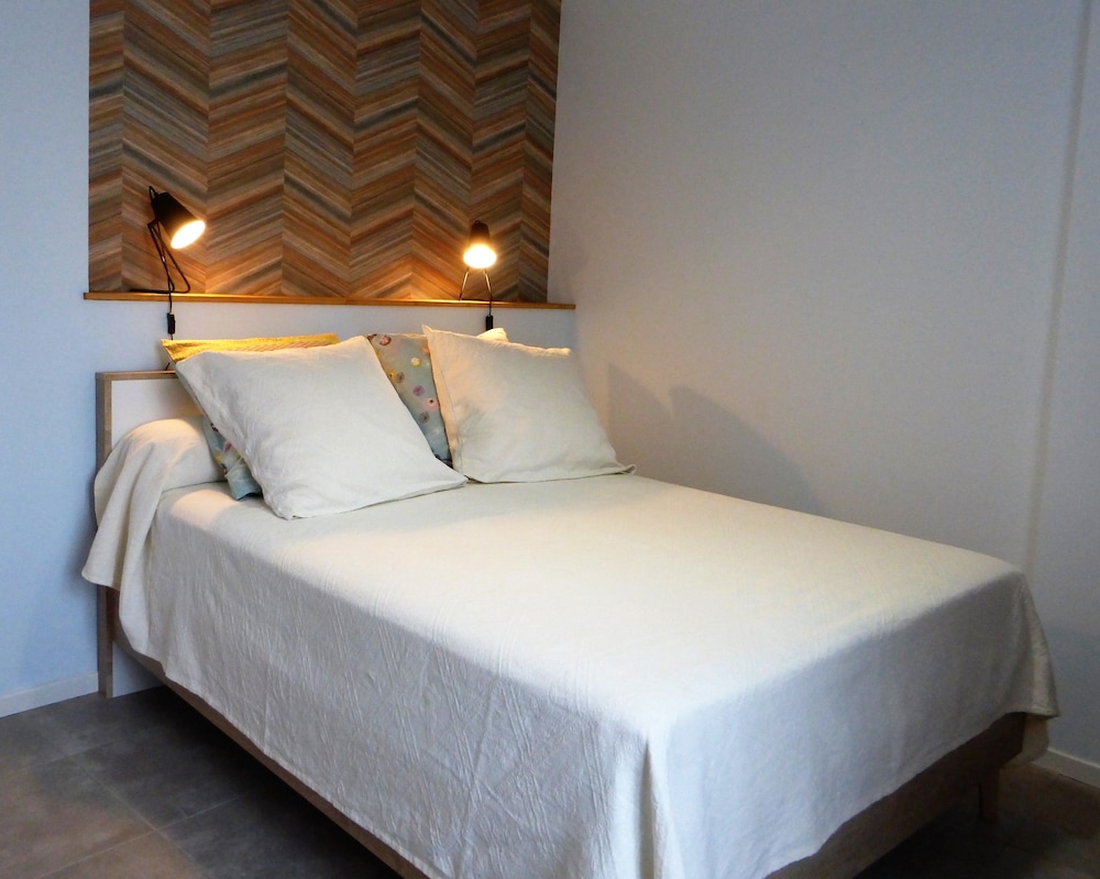 Comfort Double Room, 1 Double Bed, Non Smoking, Courtyard Area (Azur) photo 1