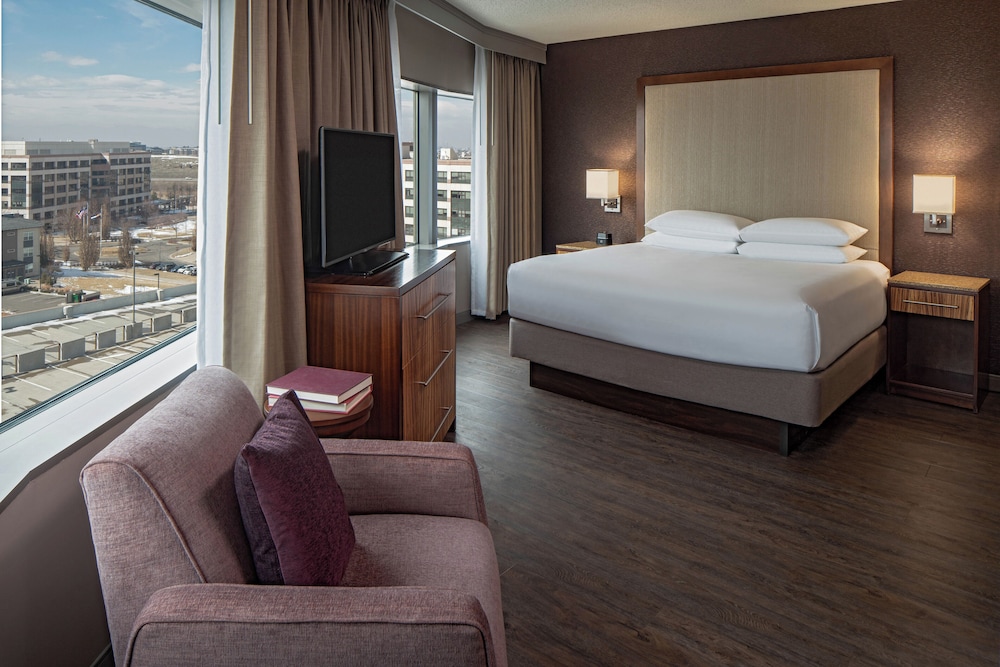 Available room thumbnail 5