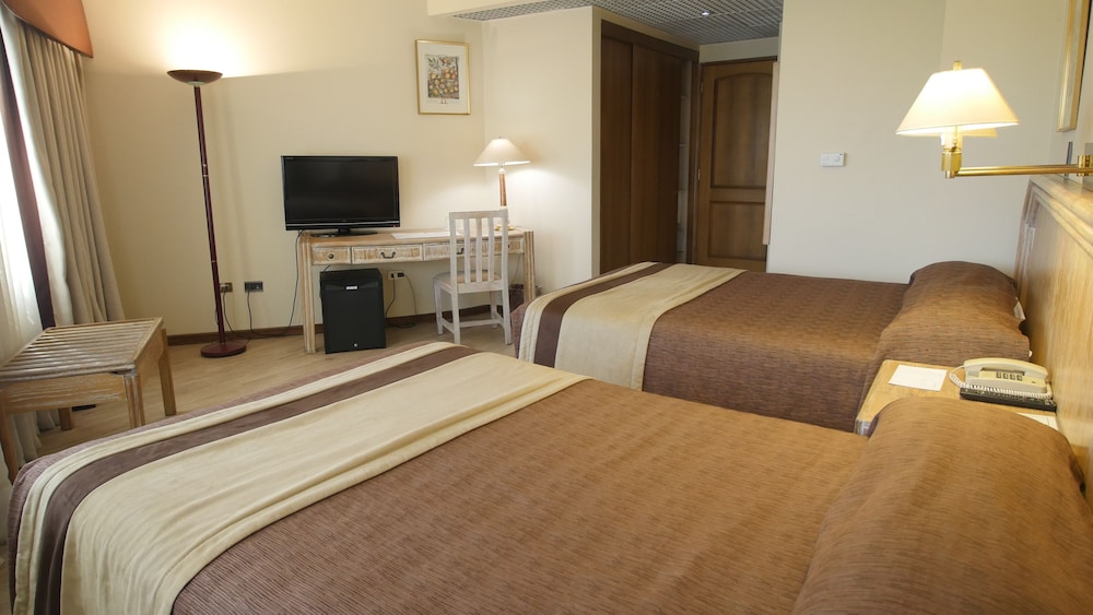 Double Room - Photo 5