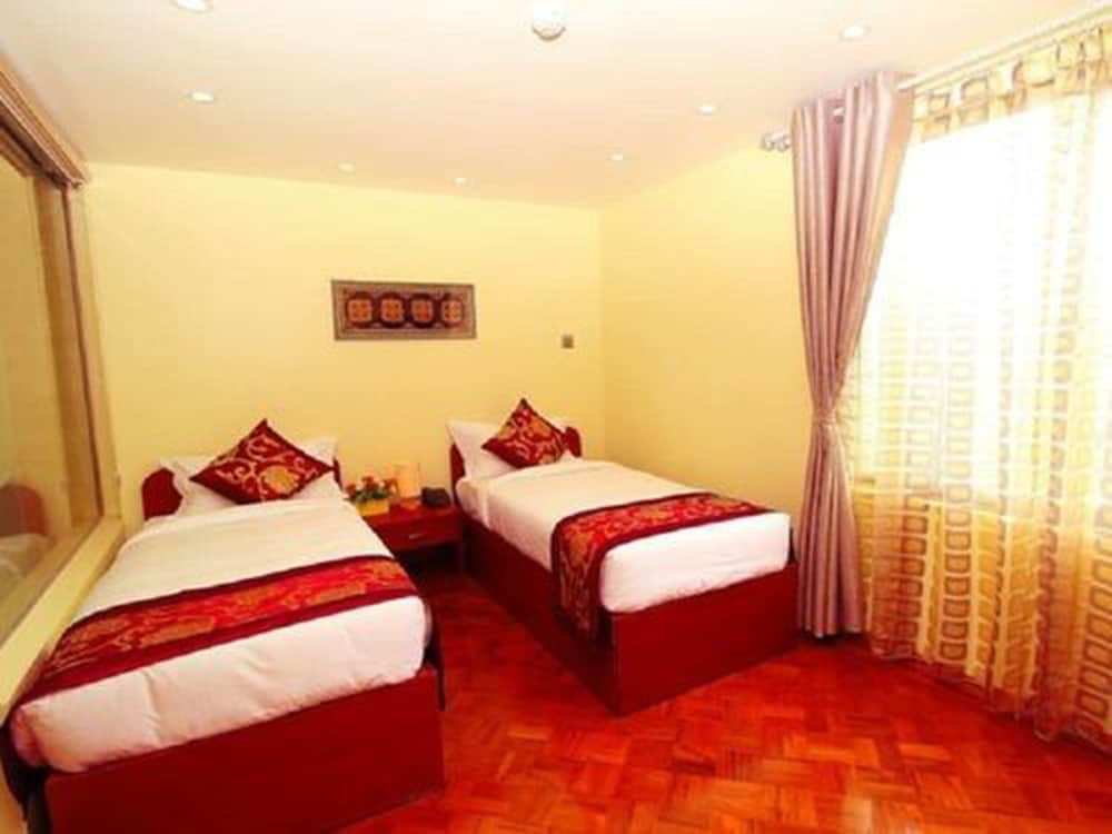 Standard Twin Room photo 2