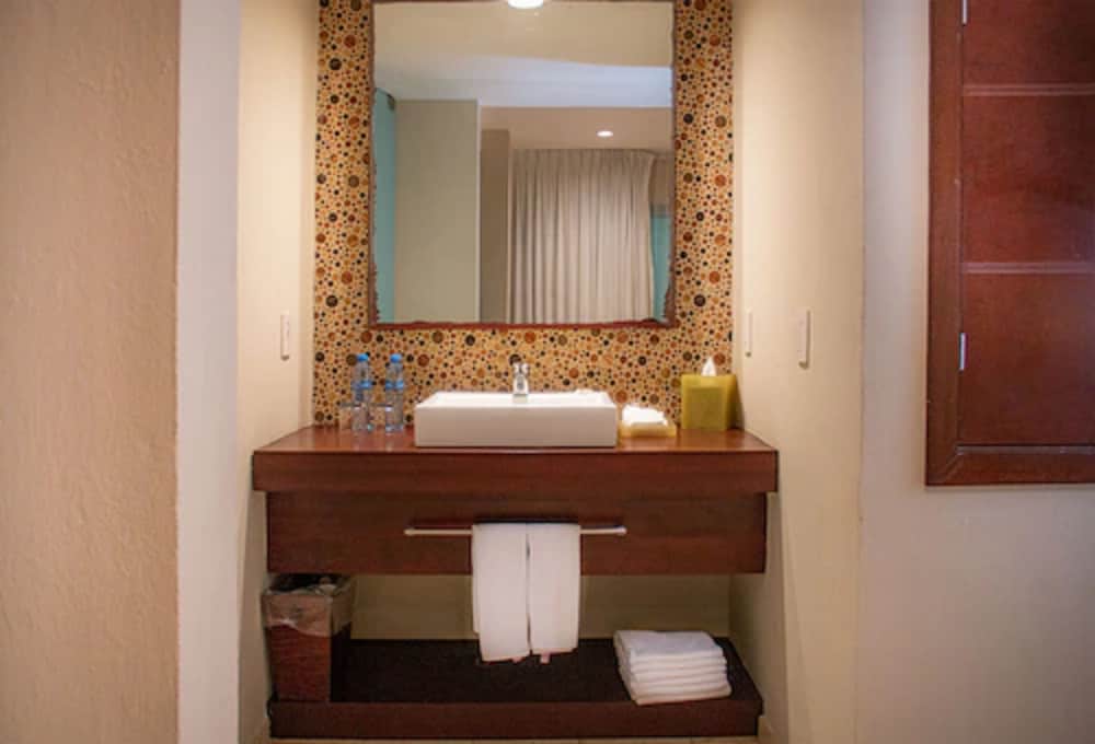 Standard Room - Photo 7