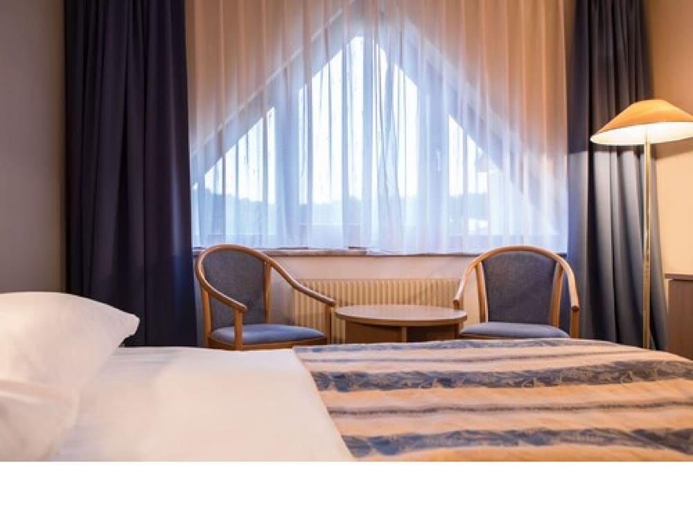 Standard Room, 1 Double Bed - Photo 6