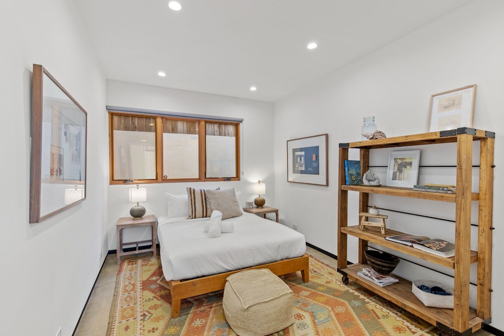 House, Multiple Beds, City View photo 1