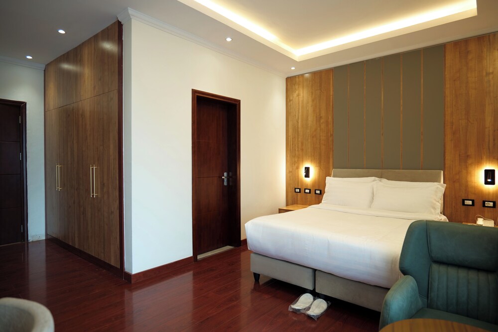 Deluxe Single Room, City View