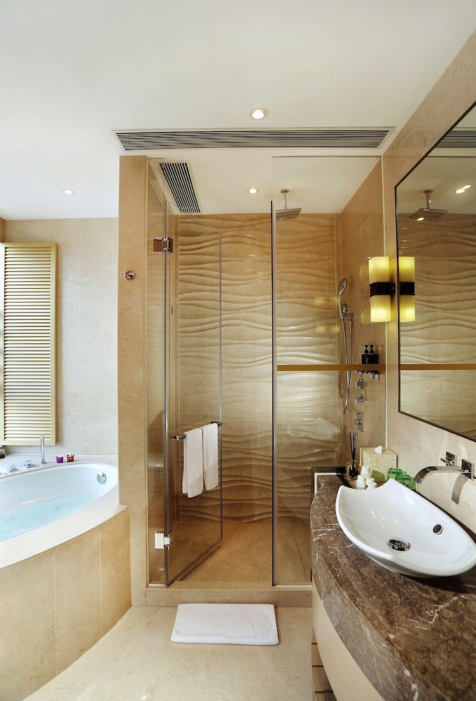 Burlington Suite thumbnail 6