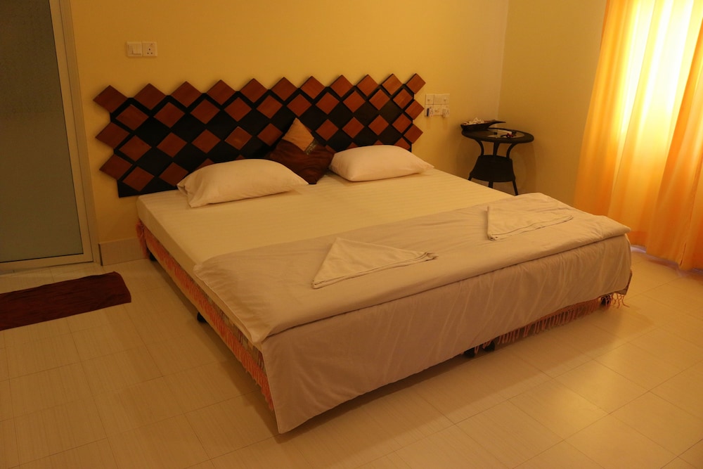 Standard Double Or Twin Room, 1 Bedroom, Non Smoking photo 3