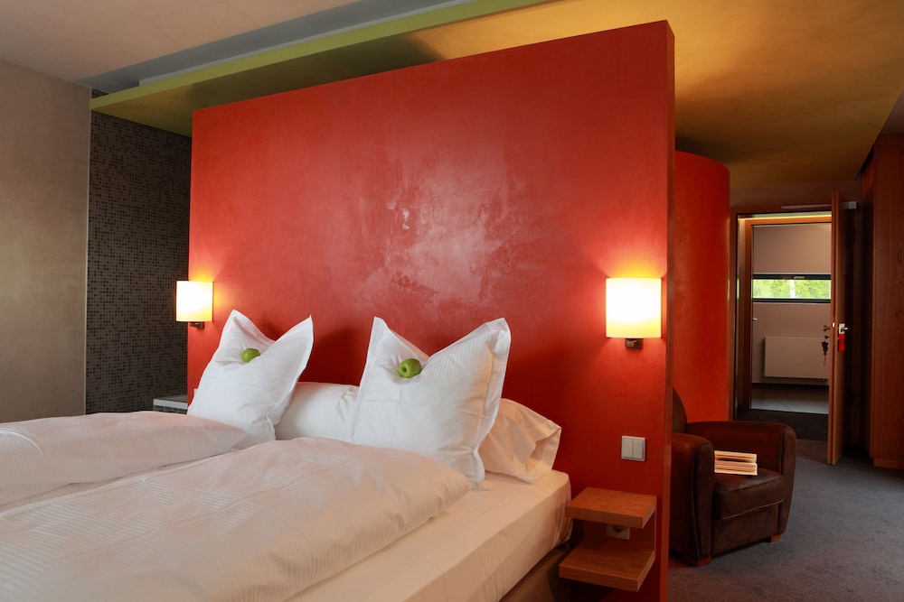 Deluxe Double or Twin Room - Photo 2