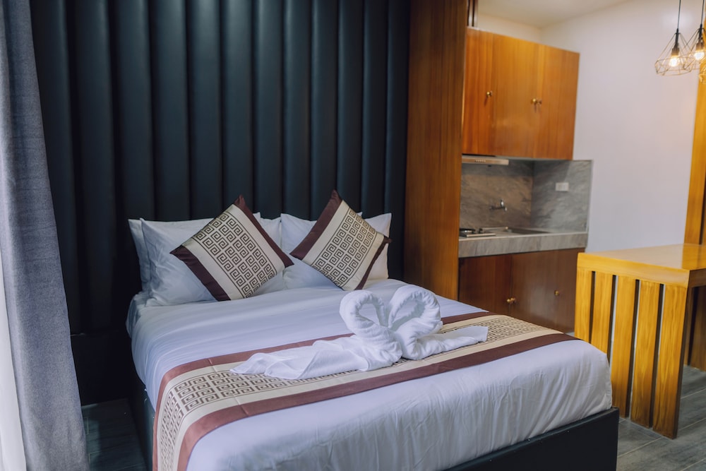 Superior Double Room, 1 Queen Bed, Non Smoking, Private Bathroom