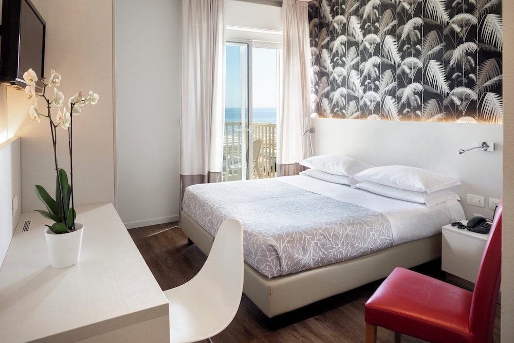Superior Room, Terrace, Sea View (Top)