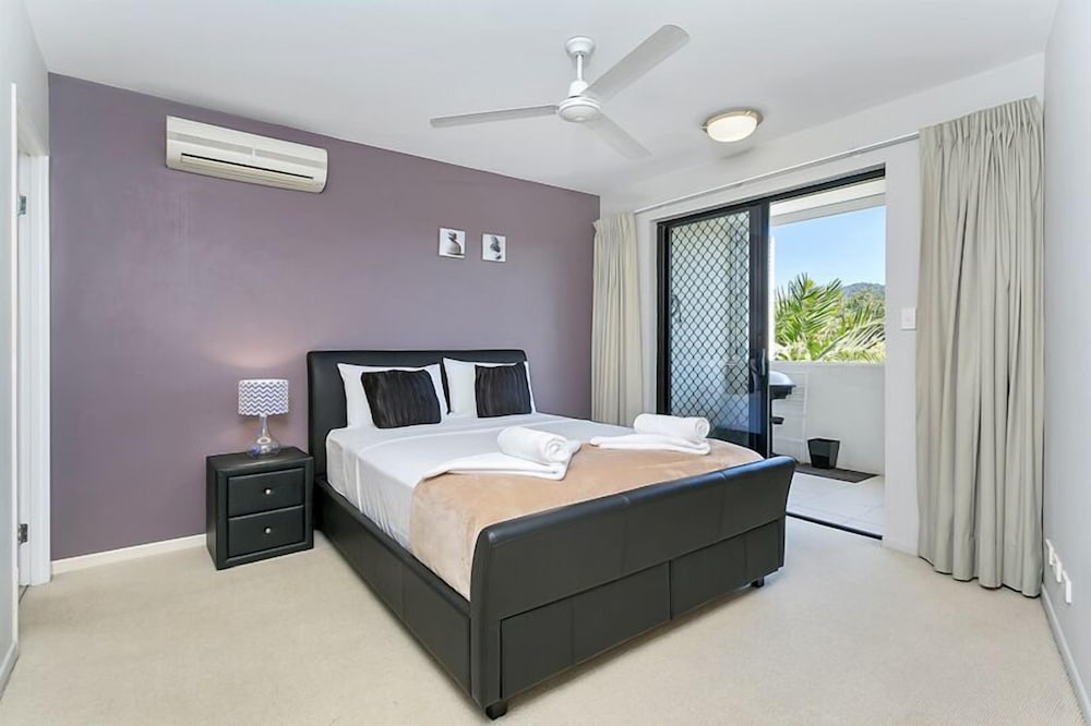 Family Apartment, Multiple Beds, Non Smoking, Mountain View photo 1