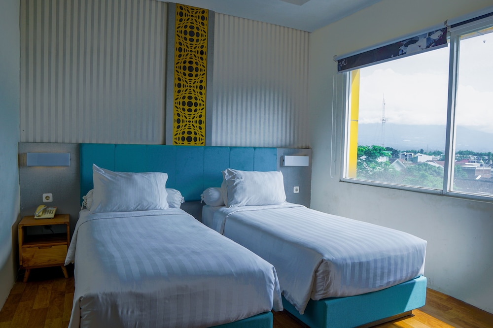 Deluxe Twin Room - Photo 3