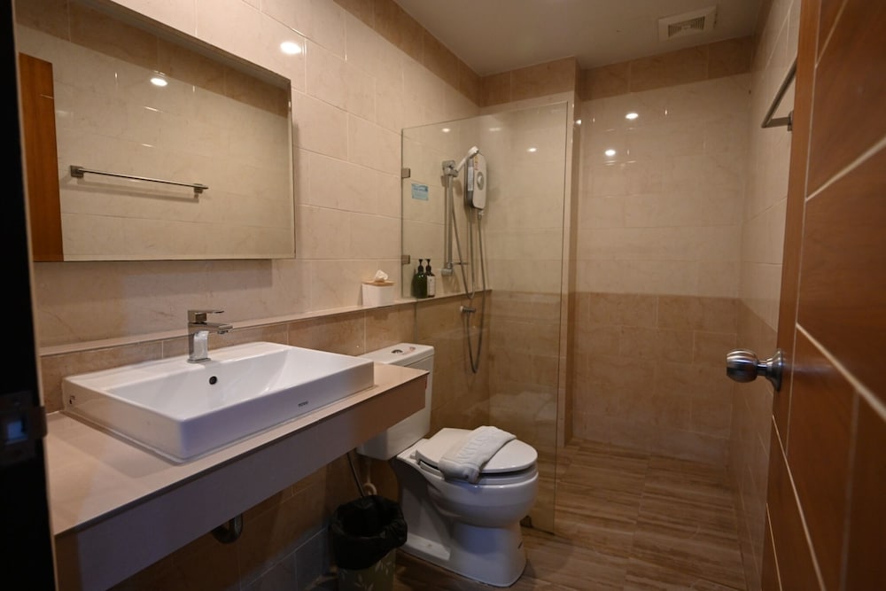 Residence-Side Deluxe Double Bed - Photo 15