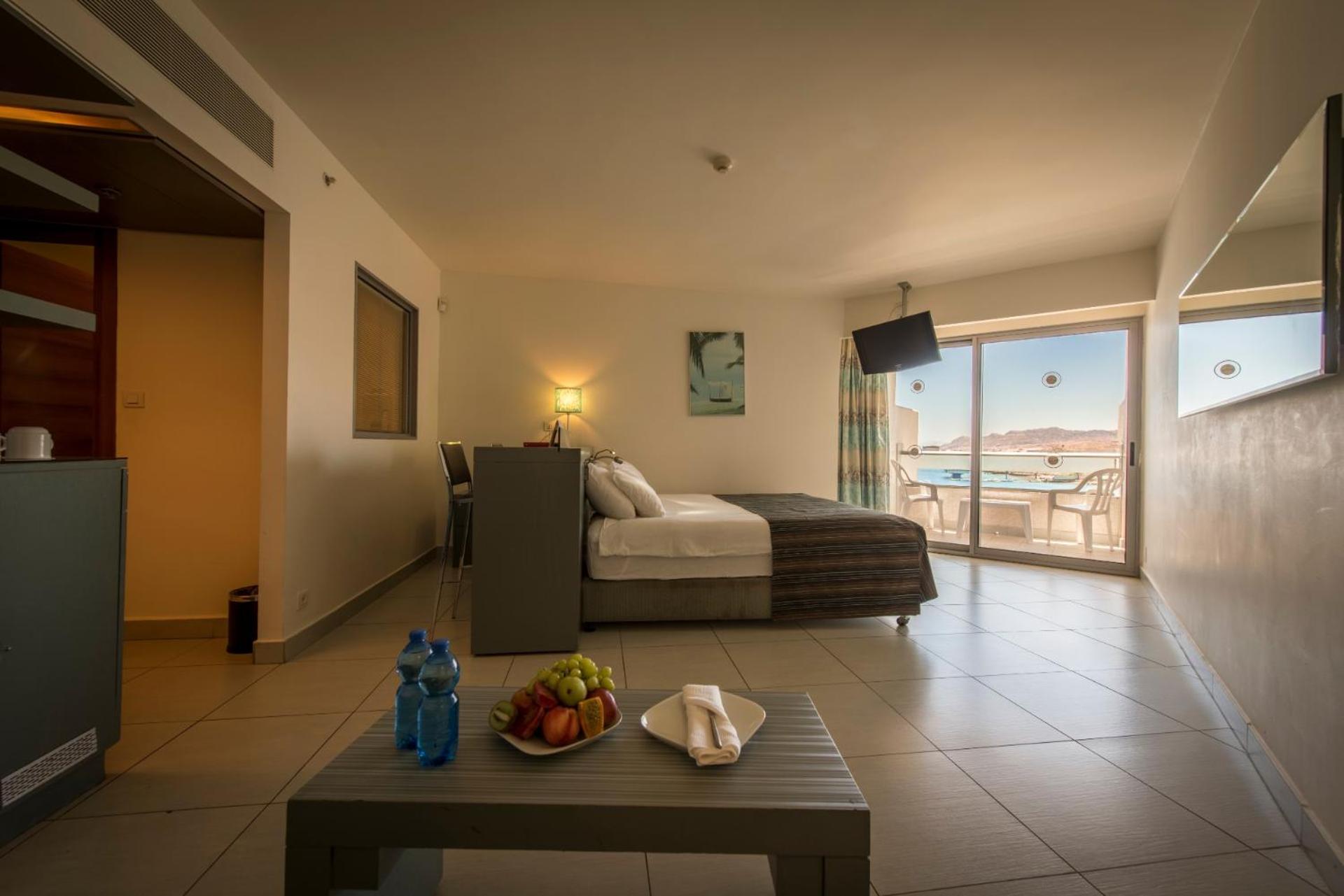 Family Room with Sea View (2 Adults + 2 Children) photo 1