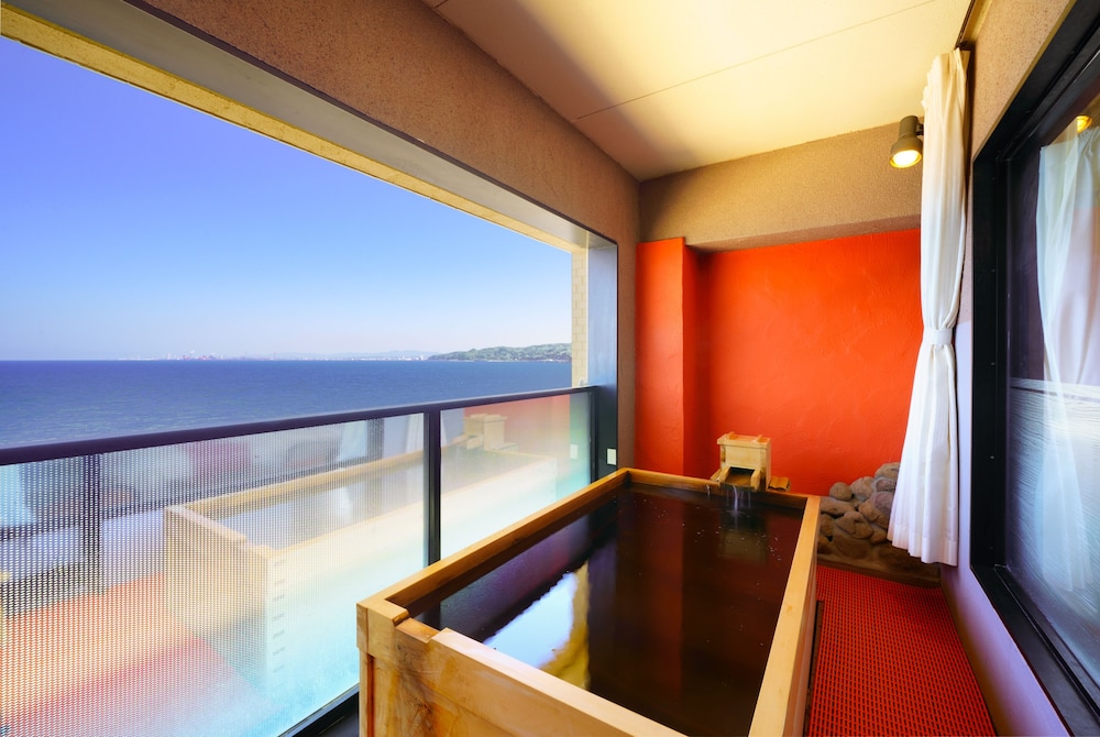 Japanese-Western Style Room with Open-air Bath, Non smoking photo 2