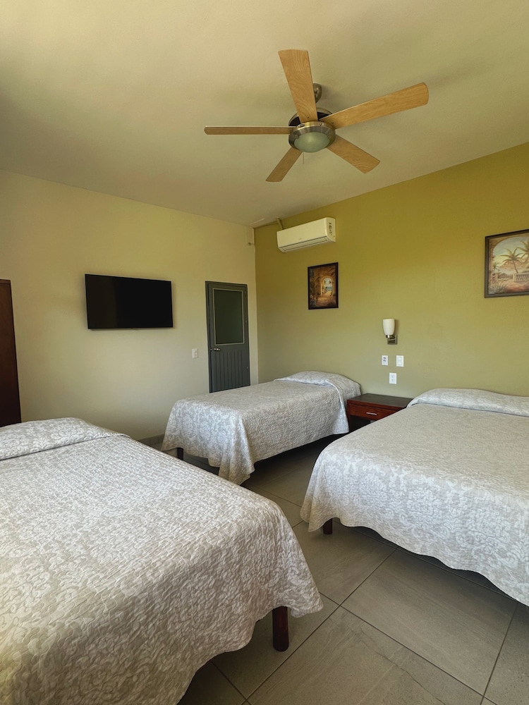 Business Triple Room