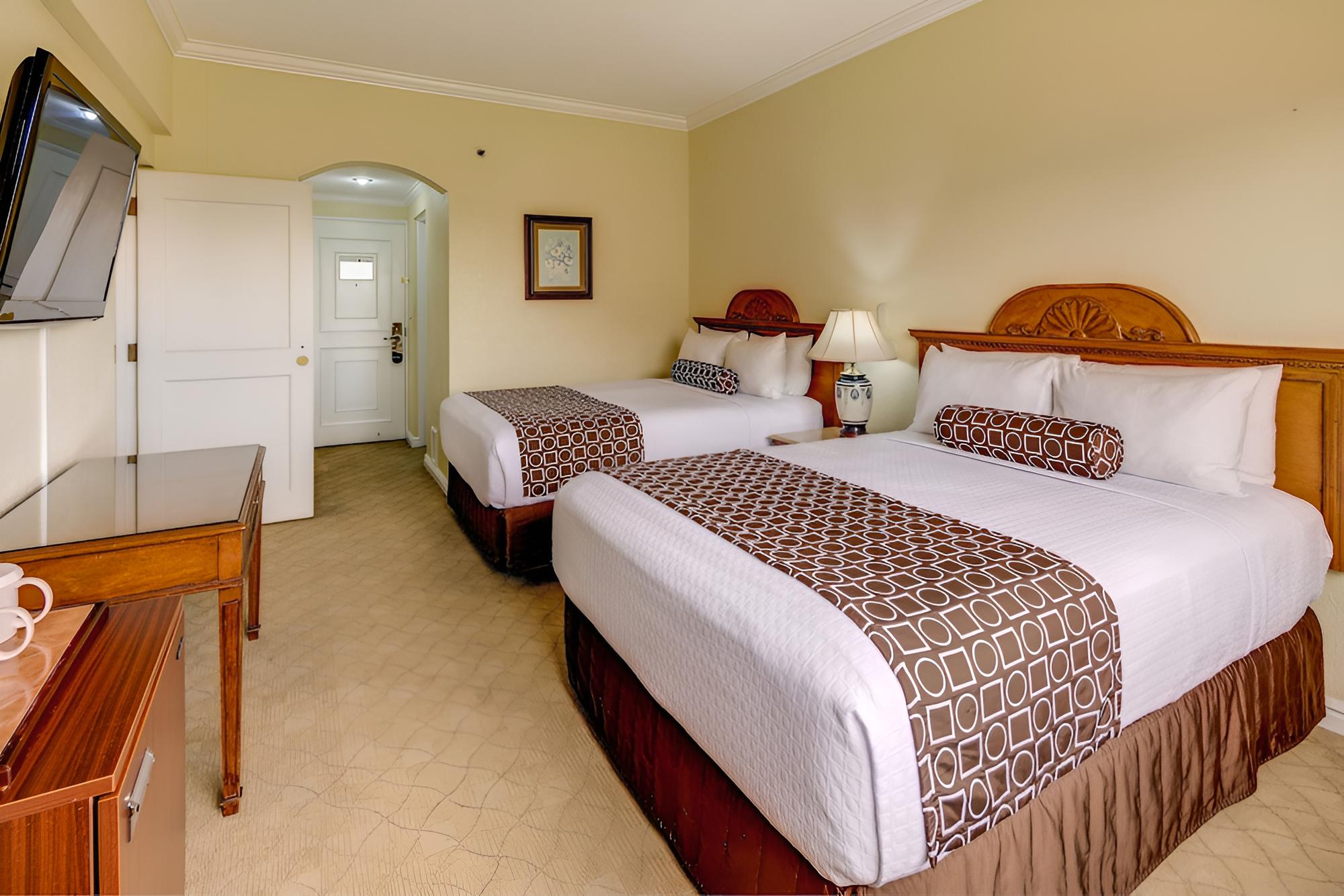 Standard Twin Room, 2 Double Beds