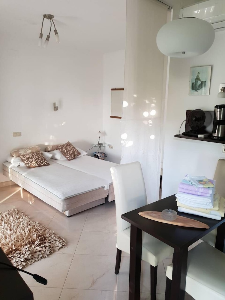Studio (Studio with Terrace and Sea View)