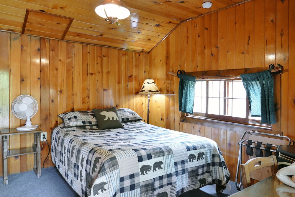 Deluxe Double Room Single Use, 2 Bedrooms photo 2