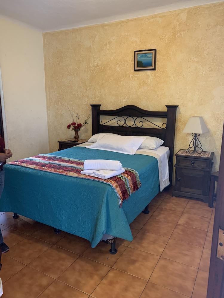 Basic Double Room - Photo 6