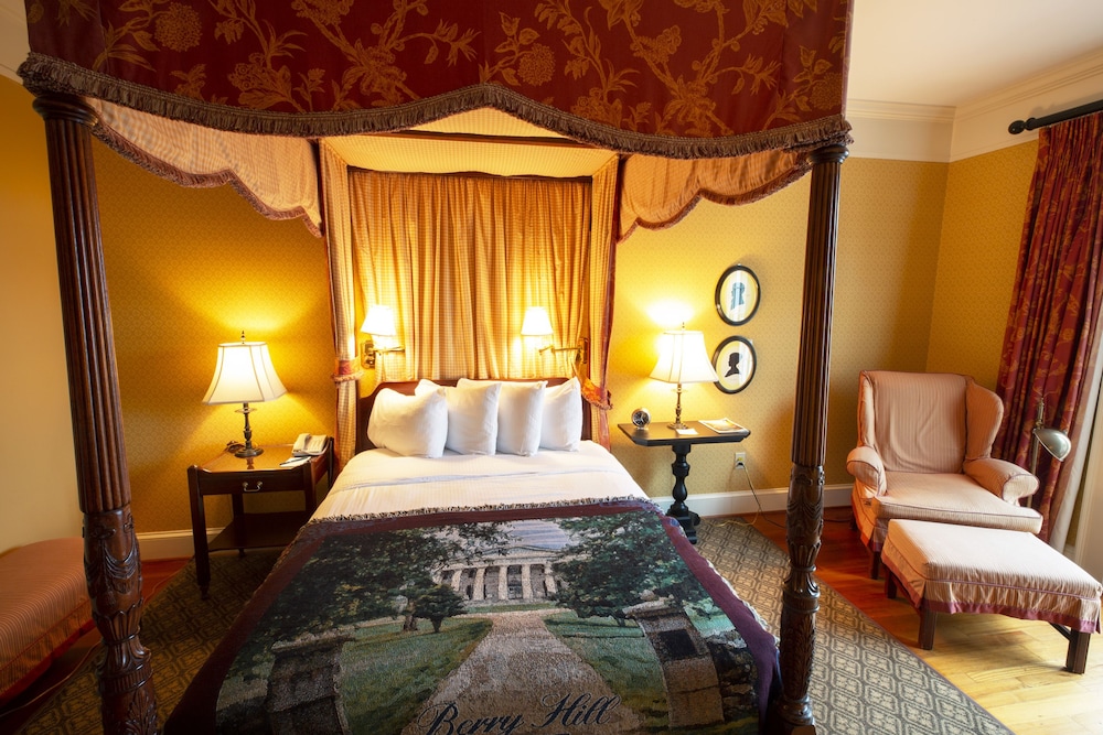 Deluxe Room (Queen) - Photo 3