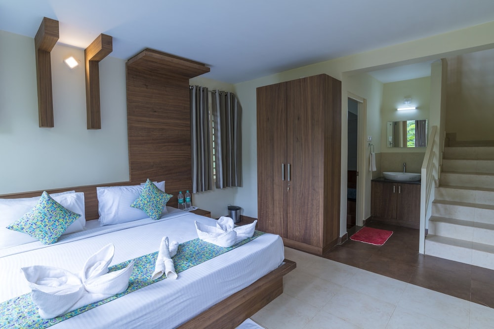 Luxury Villa, 1 King Bed photo 2