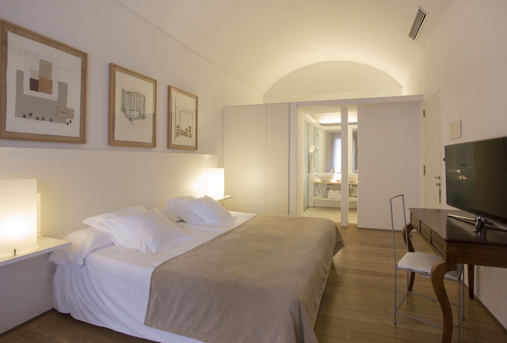 Junior Suite - Photo 2