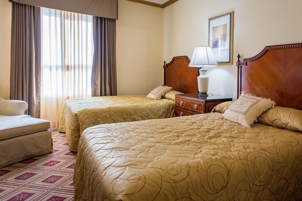Double Room, 2 Double Beds - Photo 2