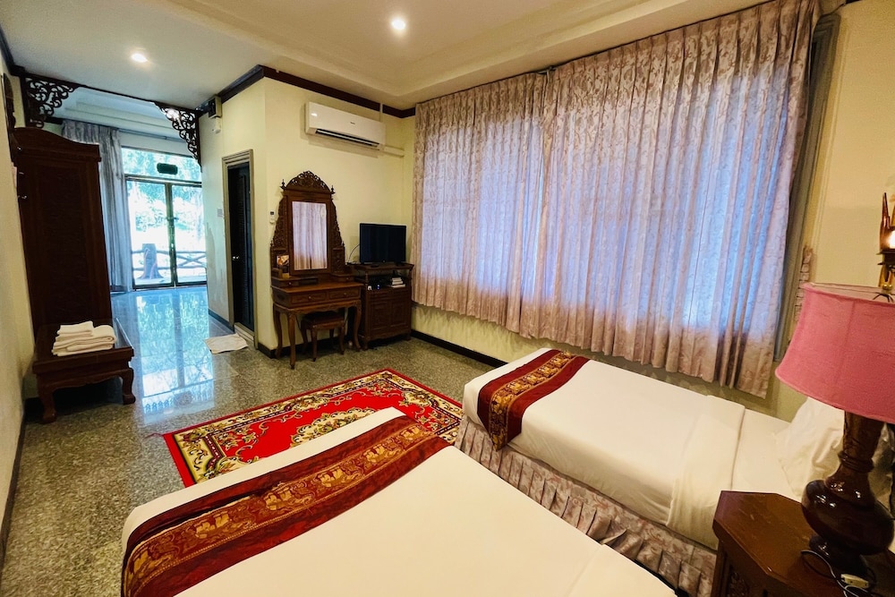 Superior Twin Room photo 3