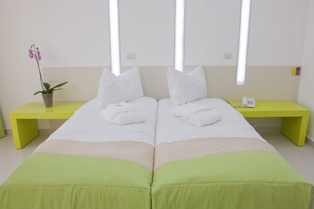 Standard Room - Photo 7