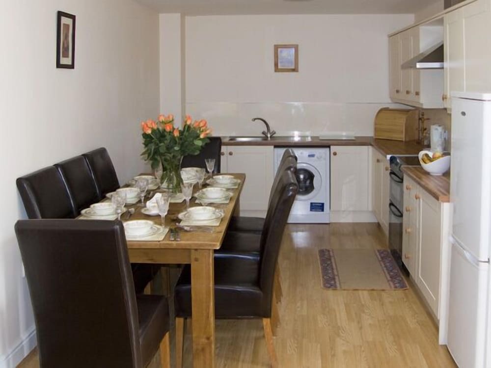 Cottage photo 2