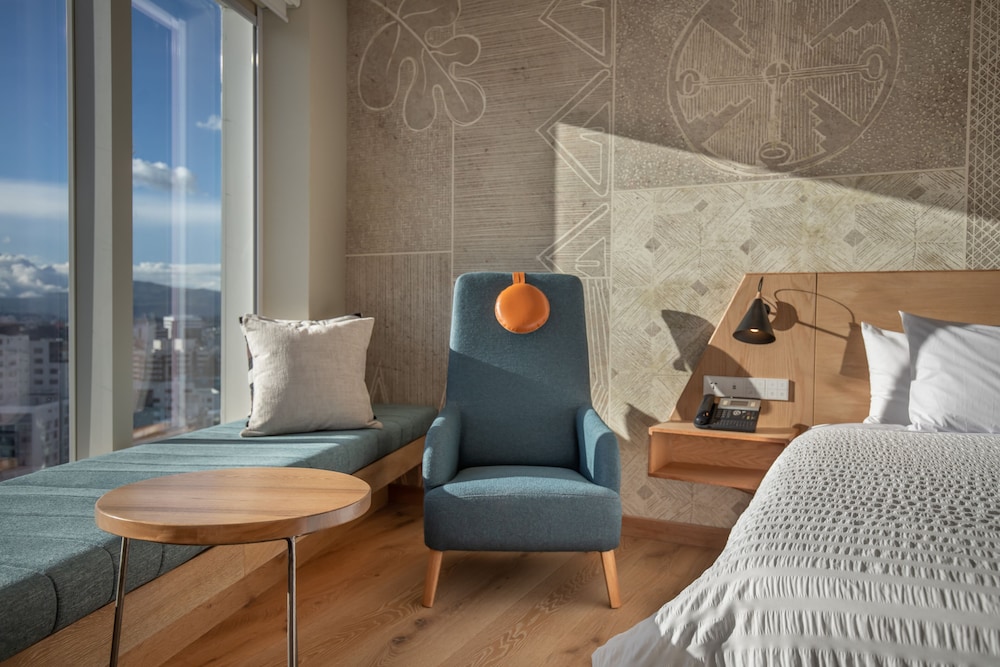 Premium Room (Premium King) - Photo 6