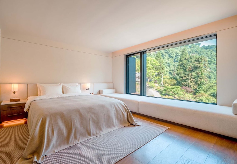 Deluxe Double Room, Hill View
