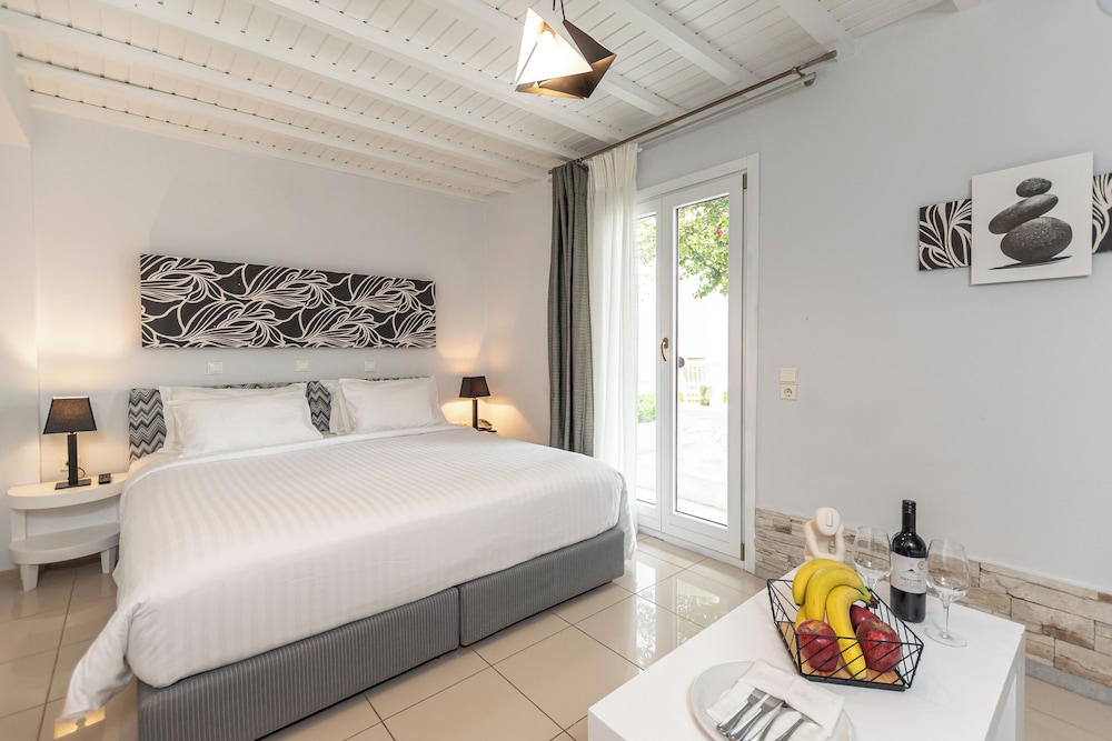 Superior Room, Garden View - Photo 1