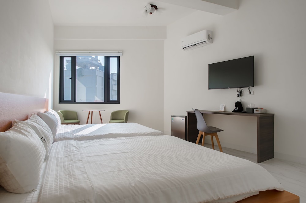 Quadruple Room - Photo 4