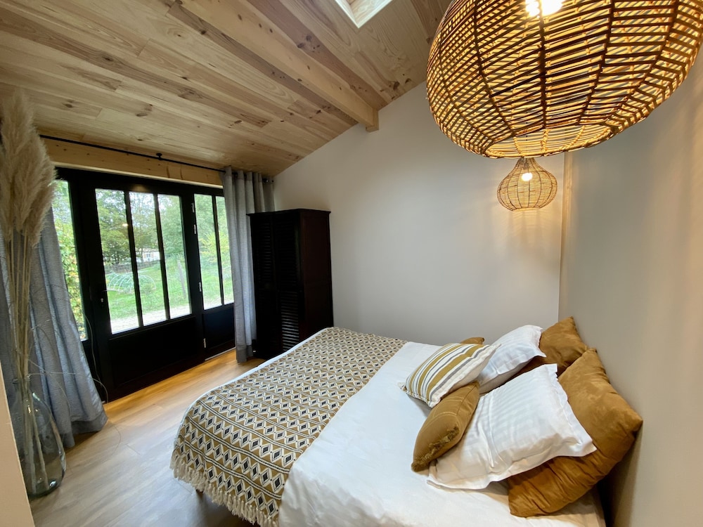 Comfort Cottage, Private Bathroom, Garden View (Gite de Vacances)