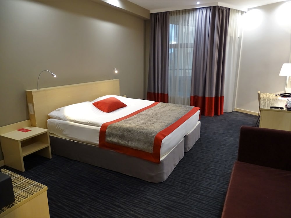 Room, 1 King Bed, Non Smoking photo 1